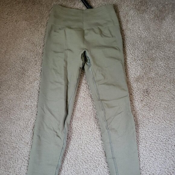 Alphalete Amplify Leggings Willow - Picture 3 of 4